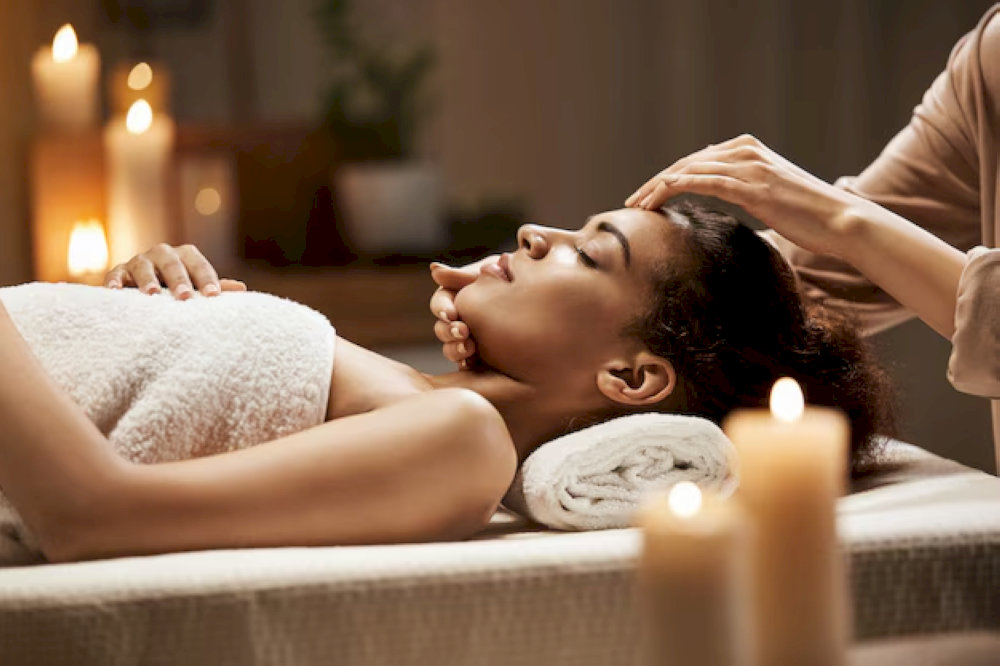 Experience deep relaxation at the spa, with prices from 200,000 to 500,000 VND
